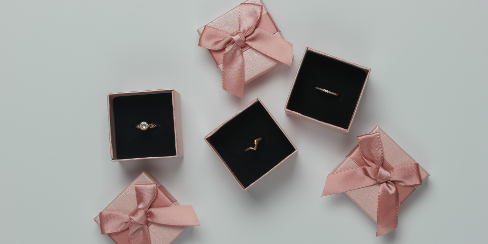 Gold Jewelry: The Perfect Gift