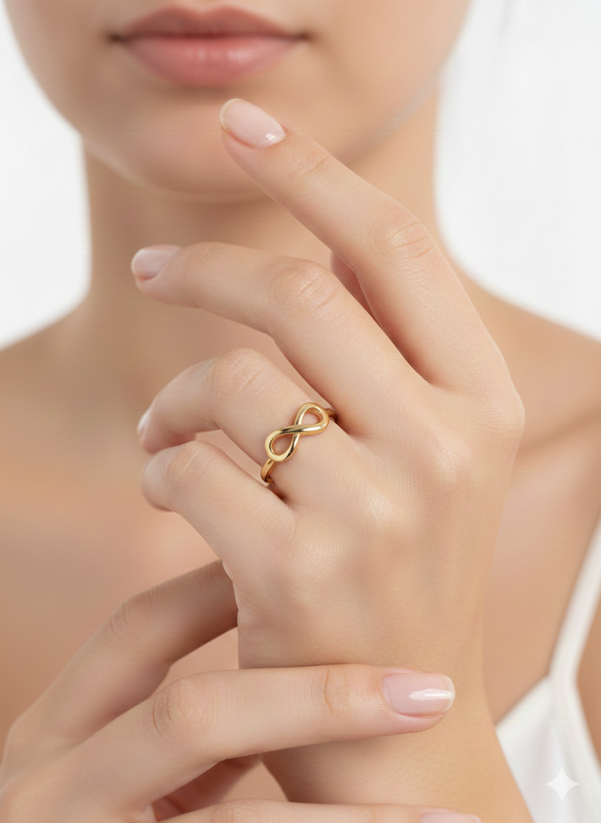 10KT Infinity Loop Ring