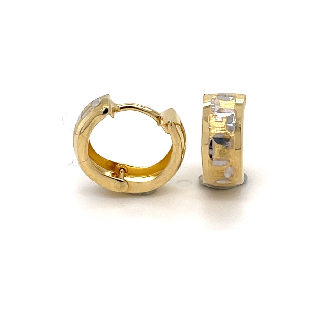 Diamond-cut Design Gold Huggies