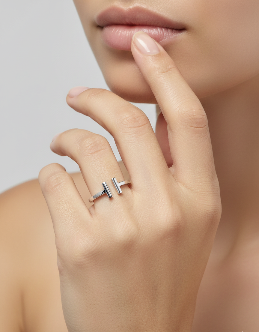 10KT Open T Bar Ring