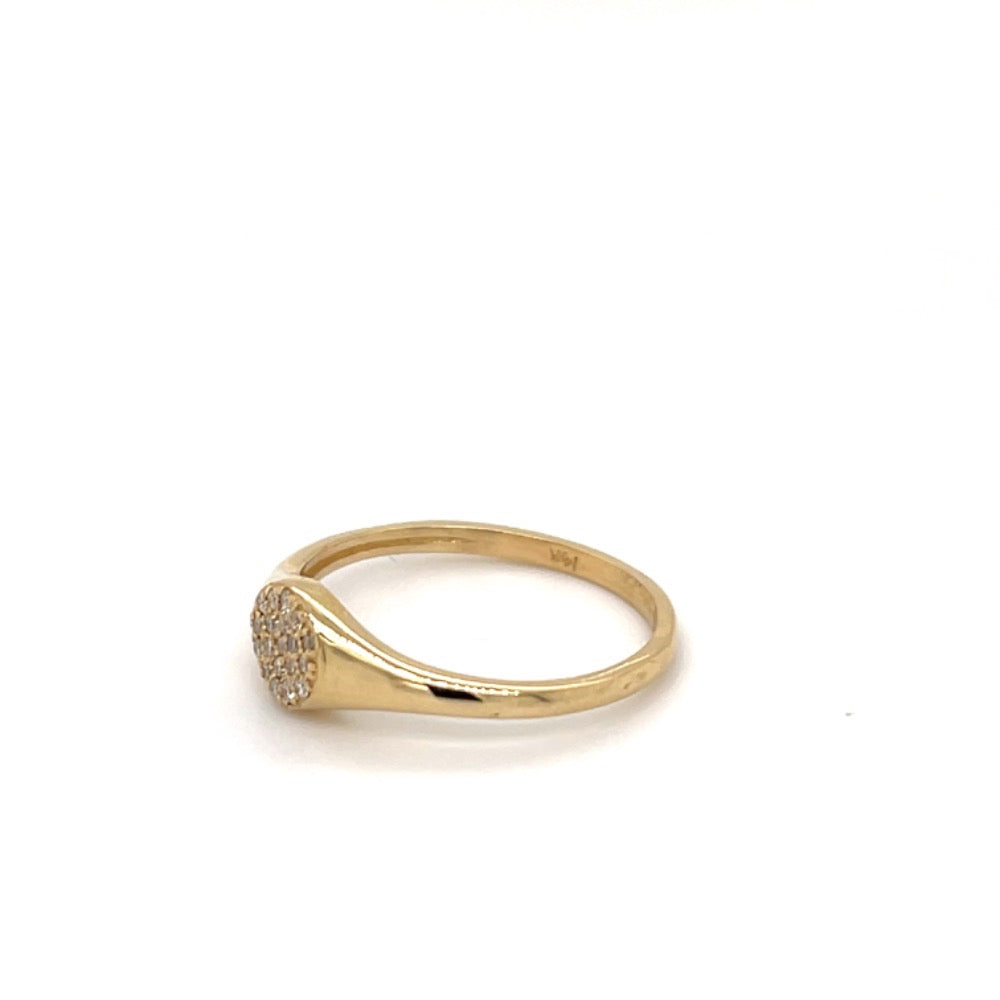 Signet Ring in 14KT with 0.10CTW Si