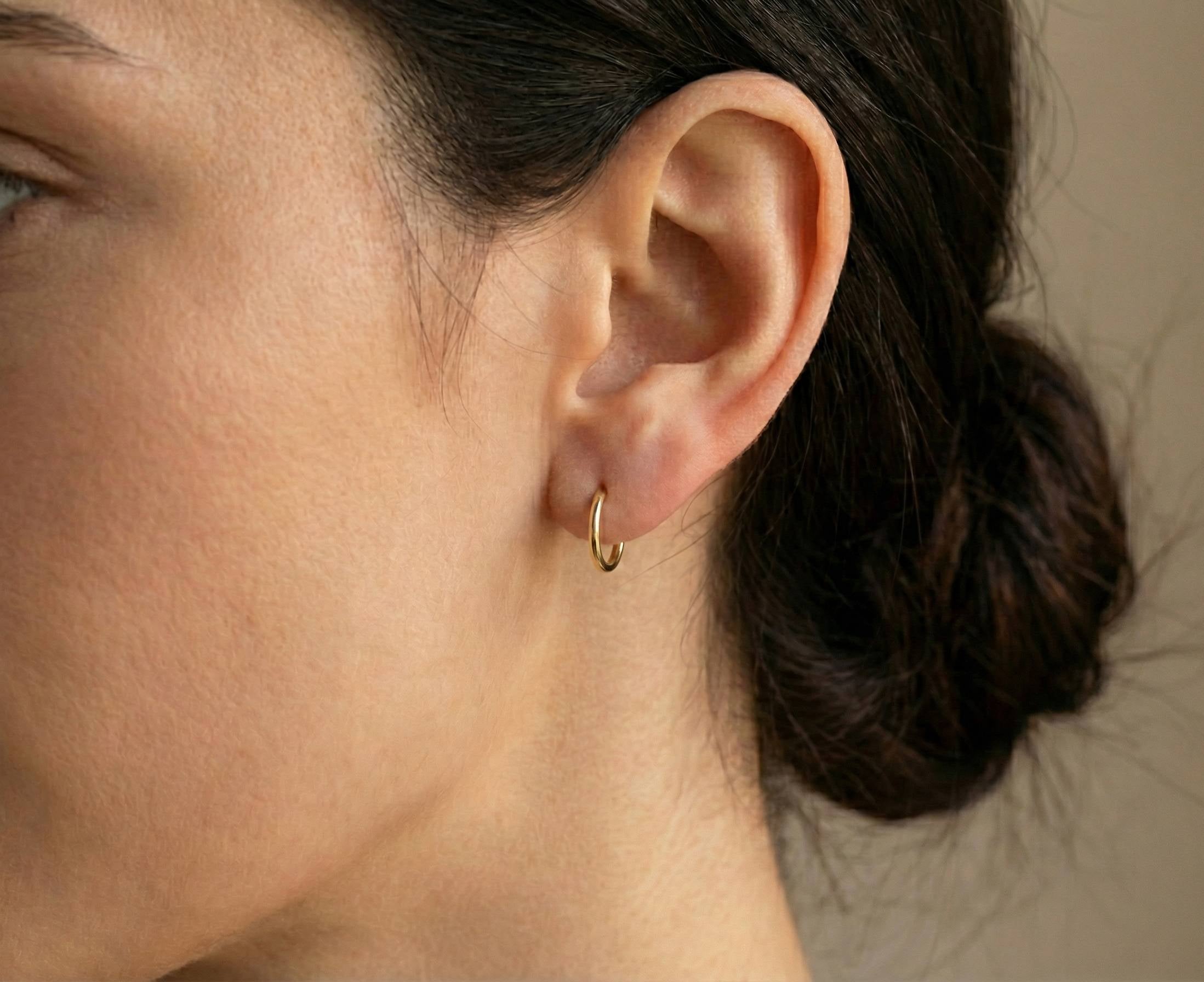 10KT Gold High Polish Plain Finish Small Round Huggies