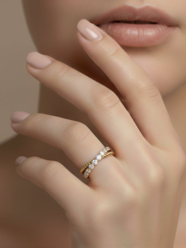 10KT Crossover Paved Ring