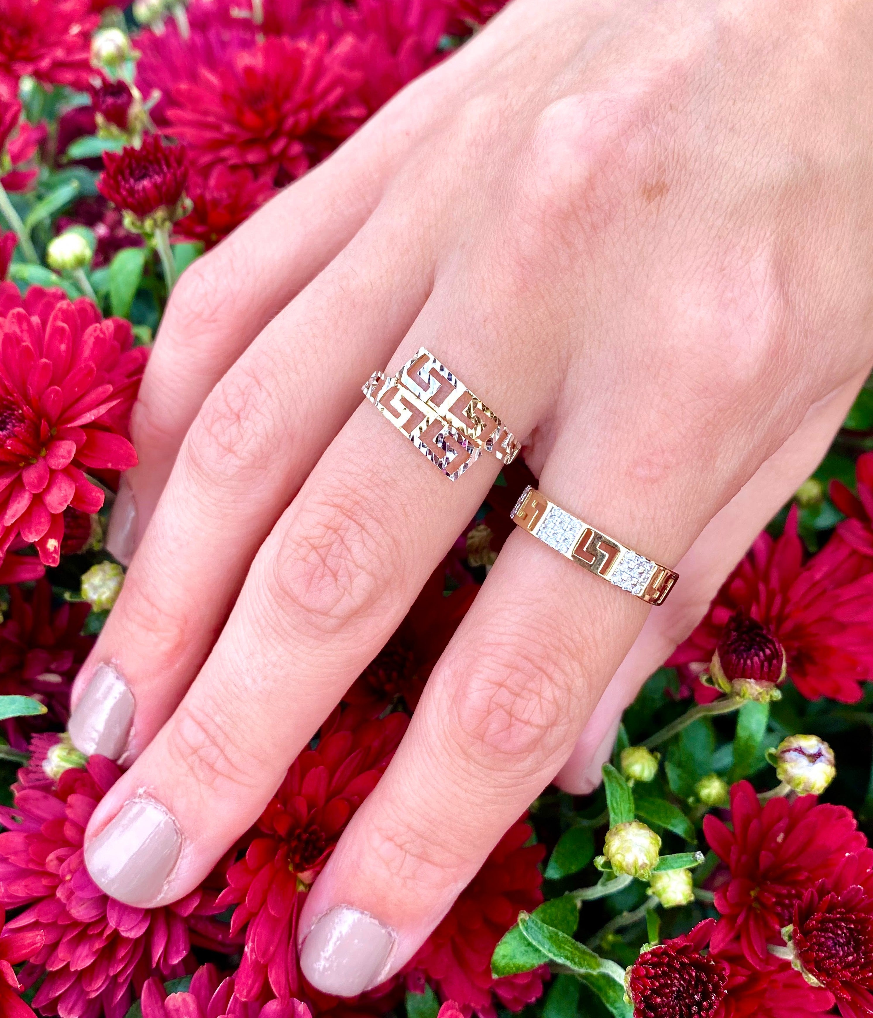 Women’s Two-tone Greek Lace Ring