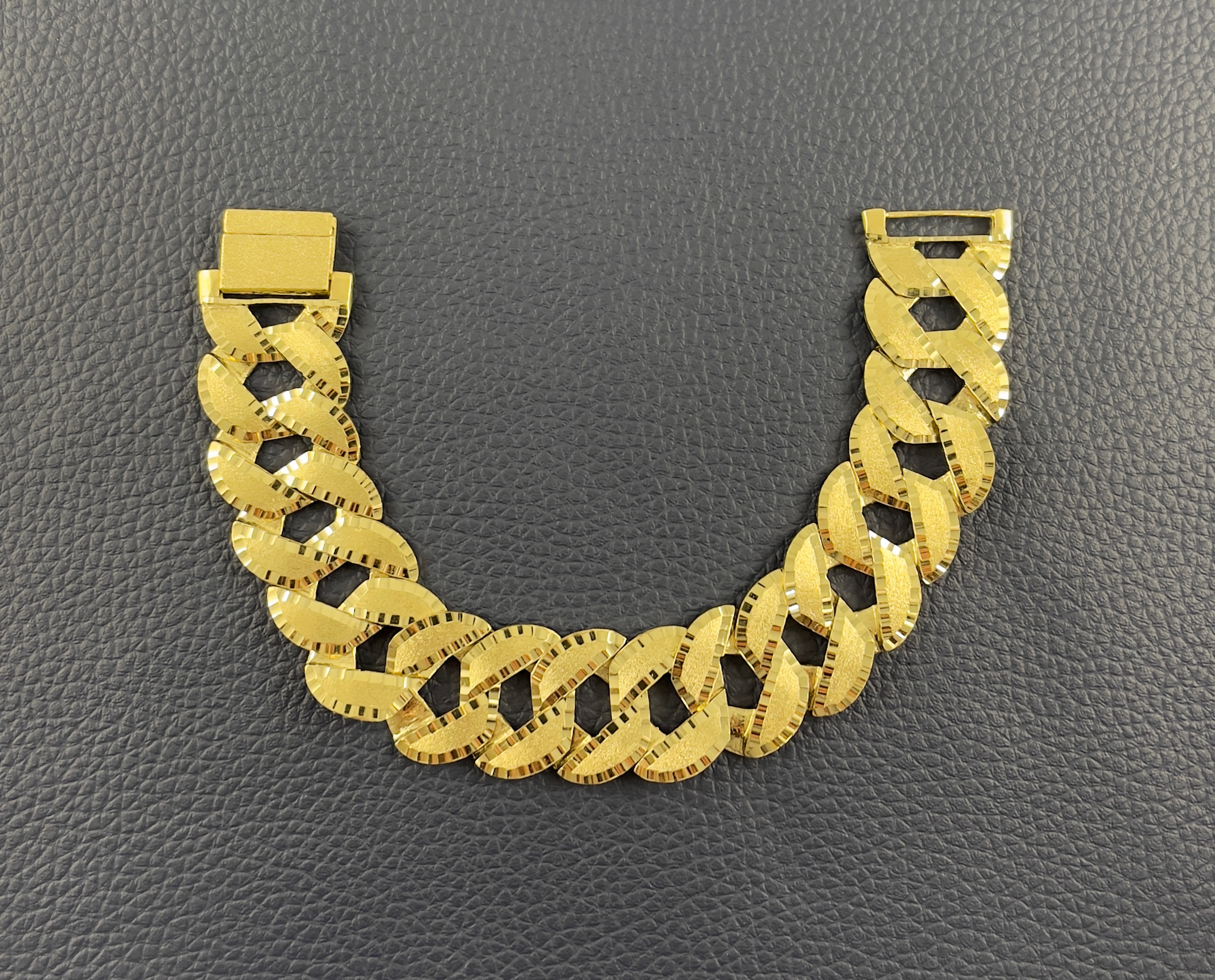 10 Karat Gold Bracelet | Personalized Bracelets | PersJewel